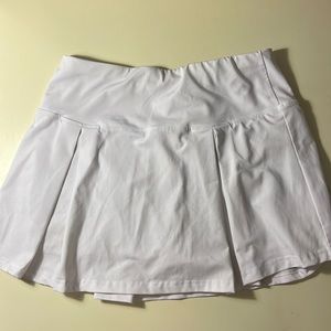 Pleated skirt